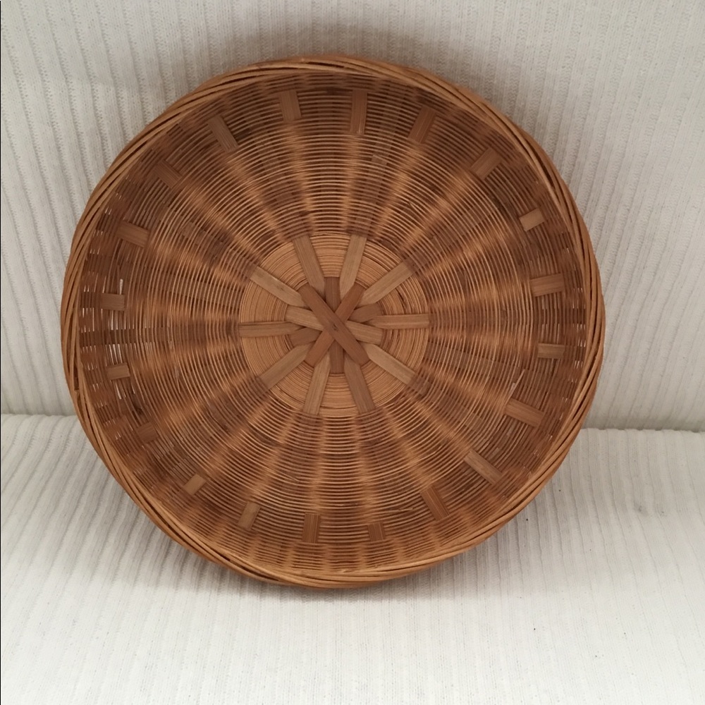 Cute round basket